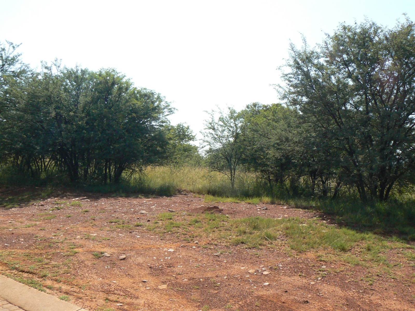 1082 m² Land available in Leloko photo number 9