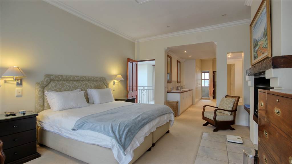 4 Bed House in Plettenberg Bay photo number 15