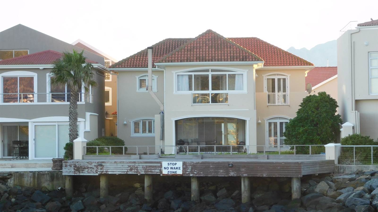3 Bed House in Harbour Island photo number 2