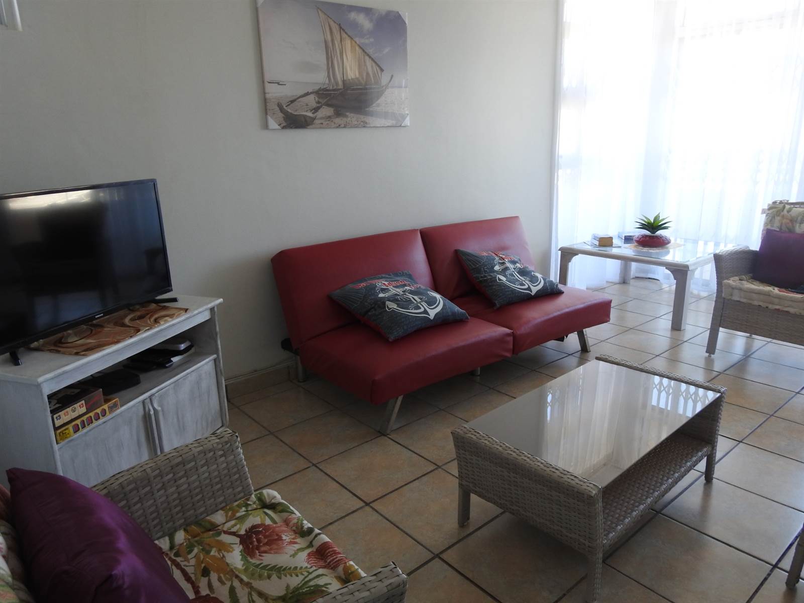 2 Bed Apartment in Uvongo photo number 23