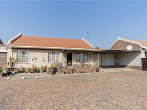 2 Bed House in Heidelberg Central