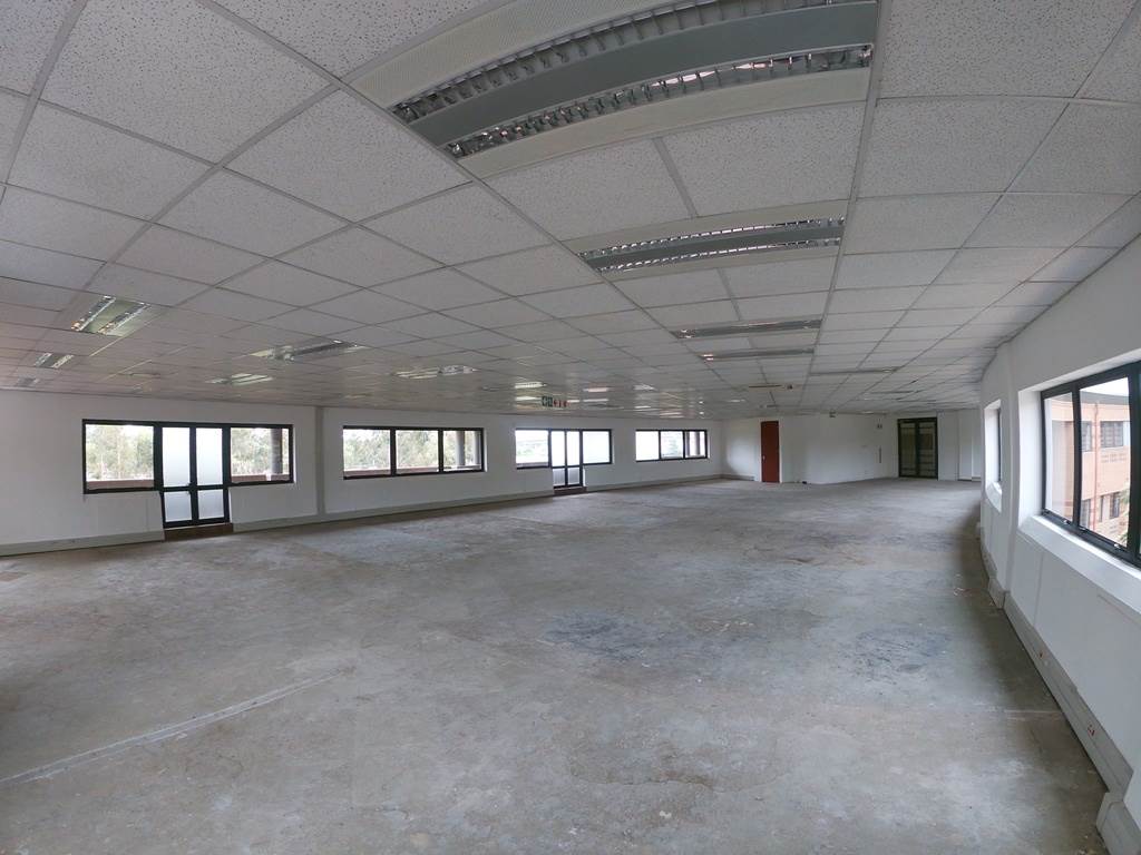 327.3  m² Commercial space in Bedfordview photo number 10