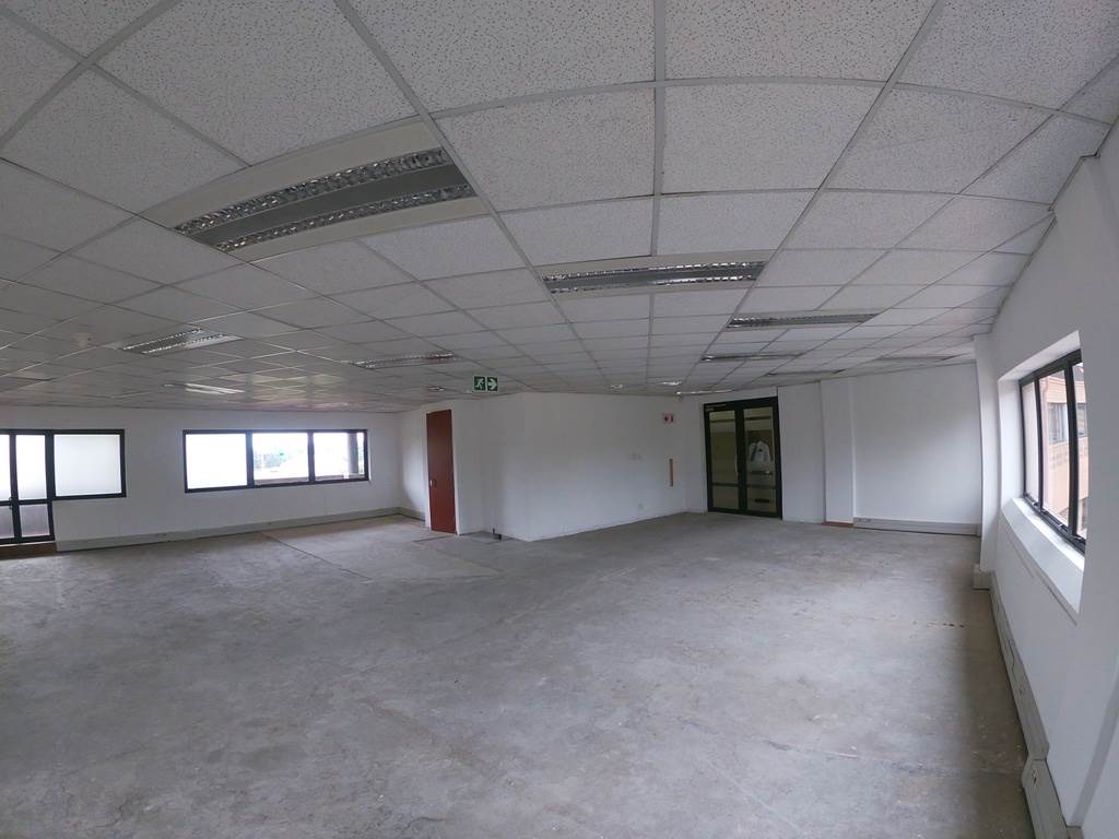327.3  m² Commercial space in Bedfordview photo number 9