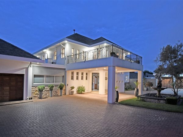 5 Bed House