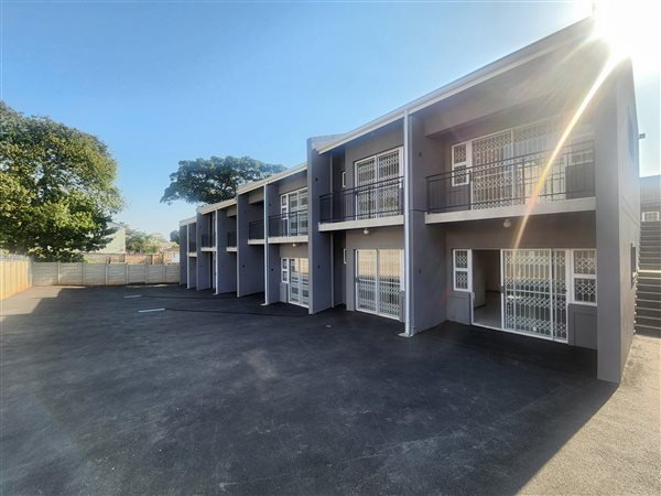 16 Bed Apartment in Musgrave