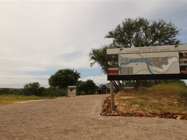 2 560 m² Land 2 560 m² Land