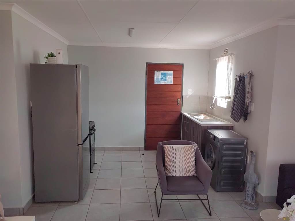 3 Bed House in Olifantsfontein photo number 1