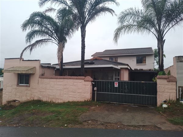 5 Bed House in Newlands East