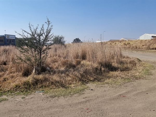 6373 m² Land available in Secunda Commercial