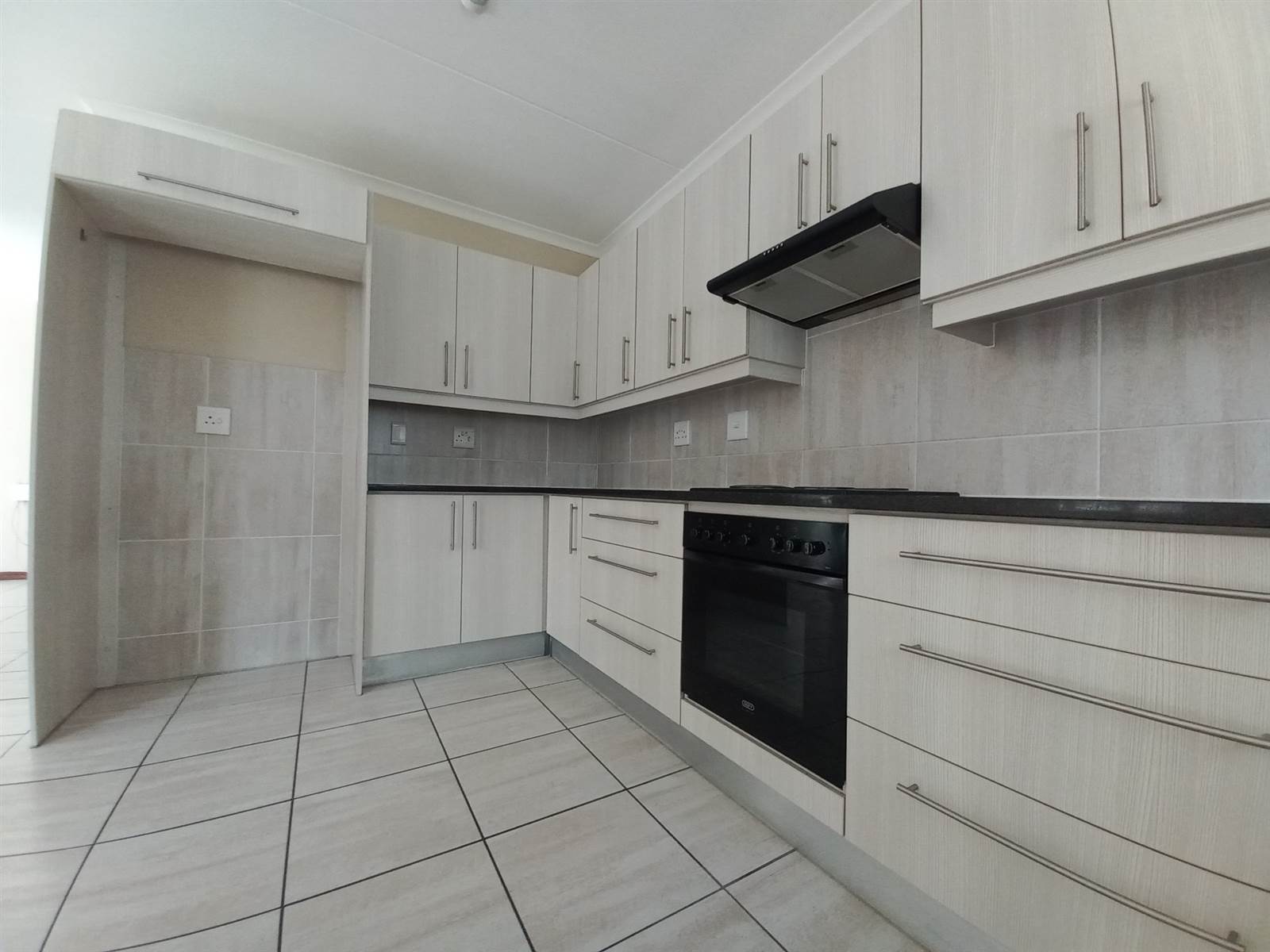 3 Bed House in Protea Heights photo number 8