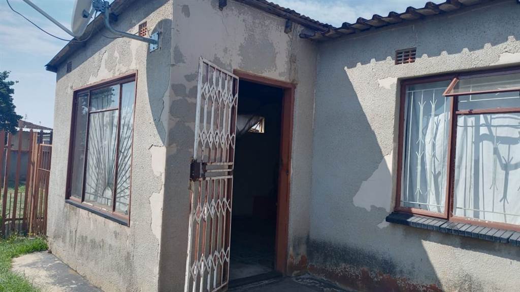 3 Bed House in Kwa Thema photo number 1