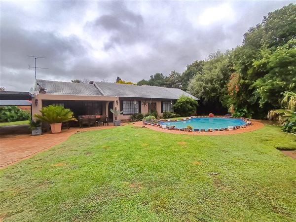 3 Bedroom House 3 Bedroom House