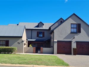 4 Bed House in Waterlake Farm