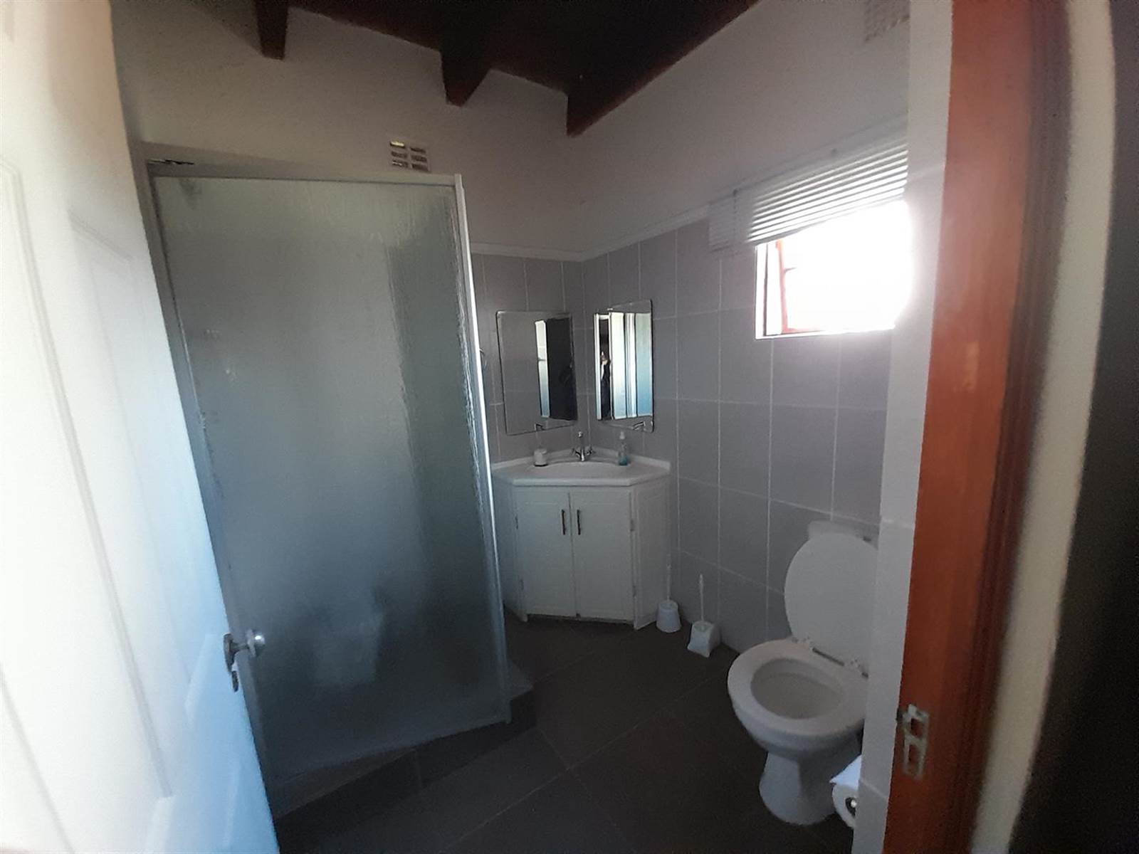5 Bed House in Fort Beaufort photo number 15