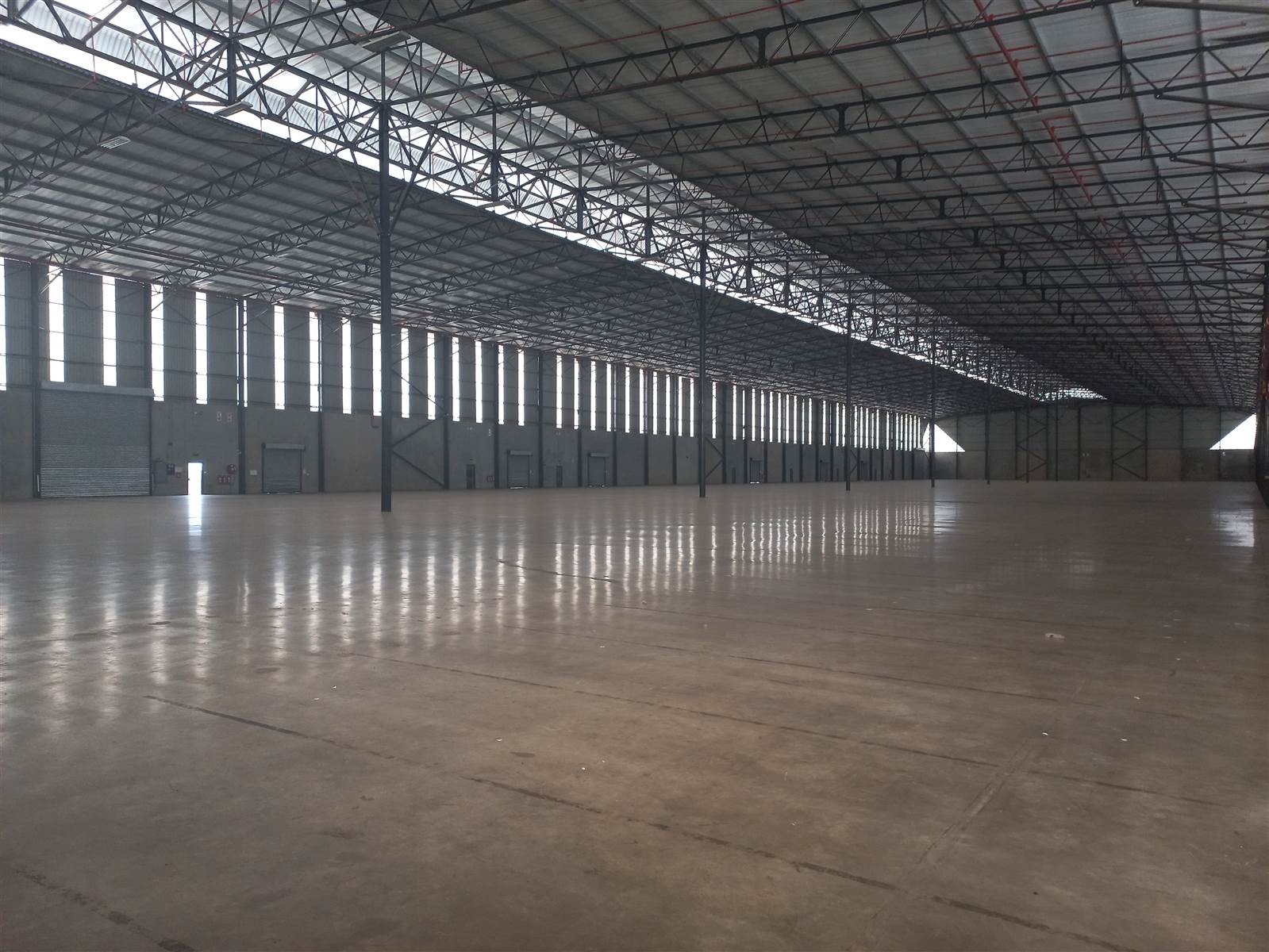 10723  m² Industrial space in Pomona photo number 4