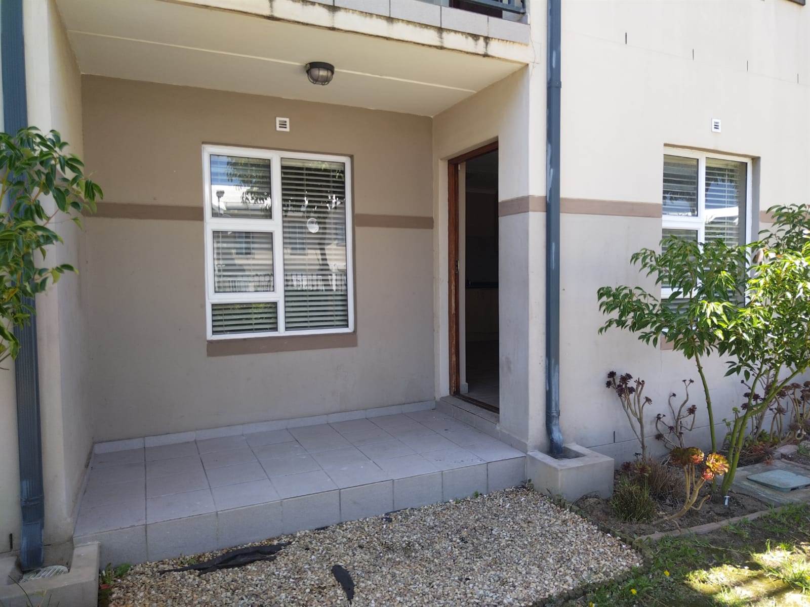 2 Bed Apartment in Kraaifontein Central photo number 19