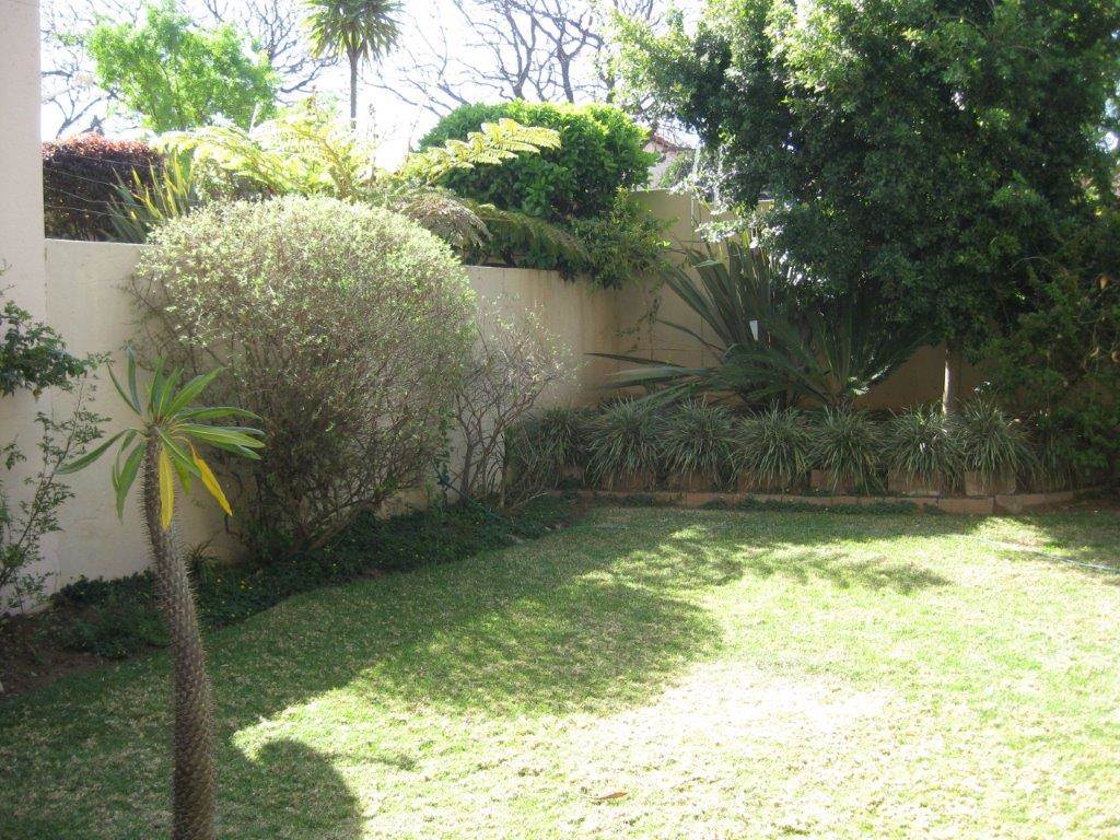 2 Bed Townhouse in Bryanston photo number 6