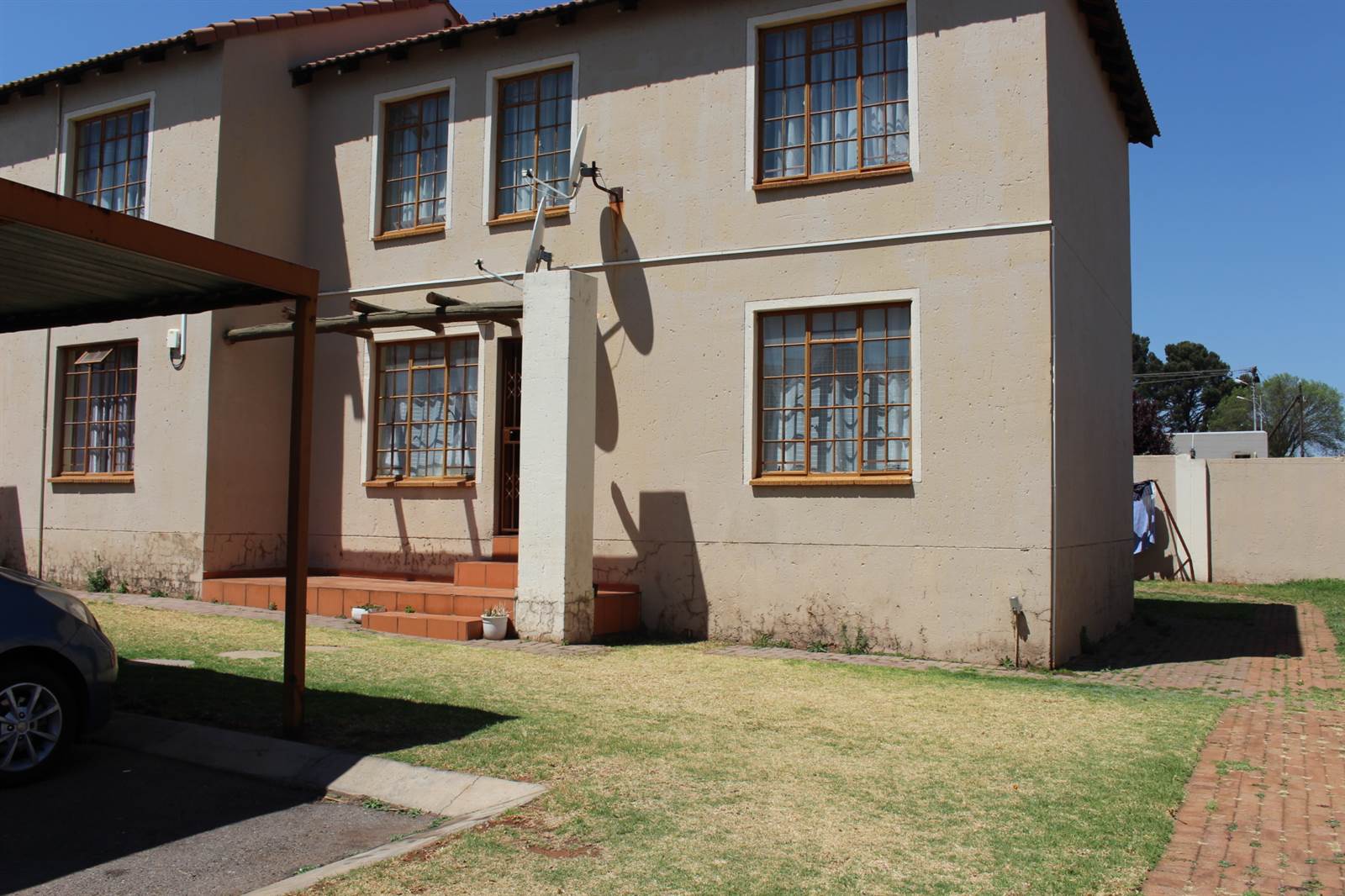 2 Bed Simplex in Roodepoort West photo number 22