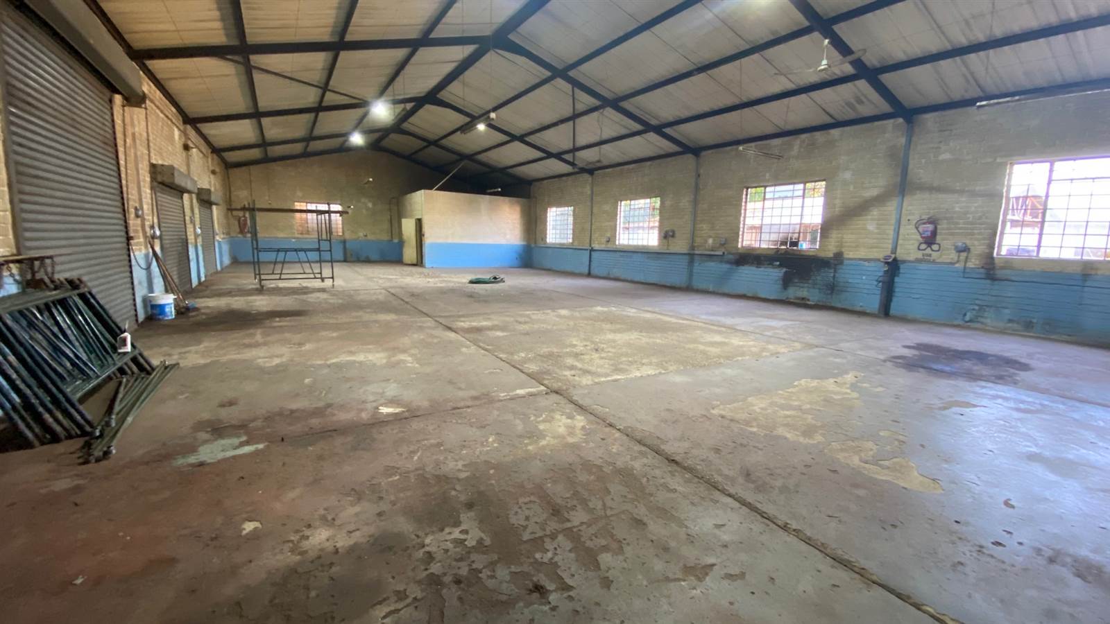 263  m² Industrial space in White River Central photo number 4