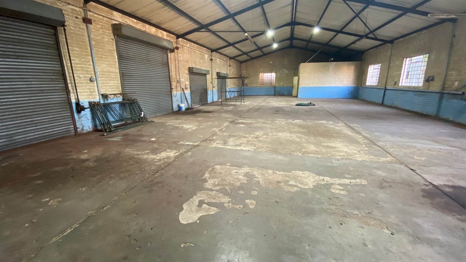 263  m² Industrial space in White River Central photo number 5