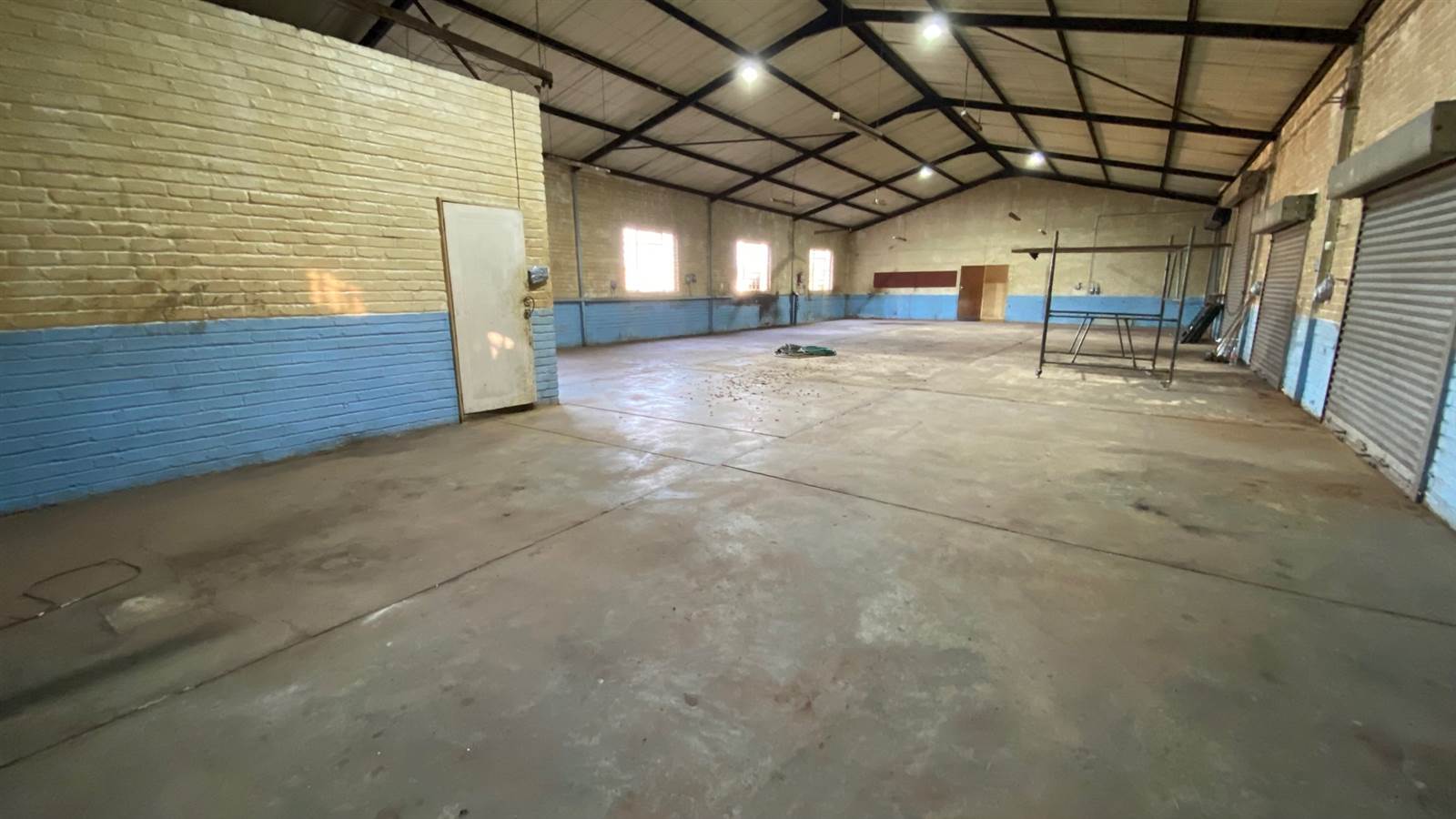 263  m² Industrial space in White River Central photo number 3