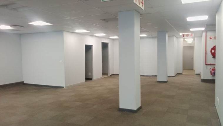237  m² Commercial space in Parktown photo number 12