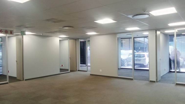237  m² Commercial space in Parktown photo number 18