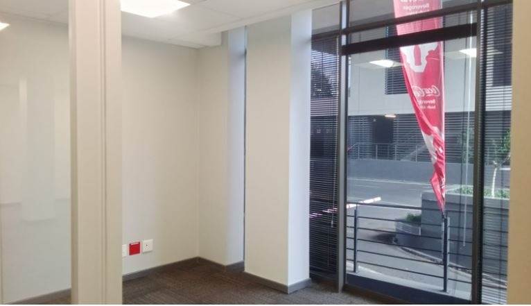 237  m² Commercial space in Parktown photo number 17