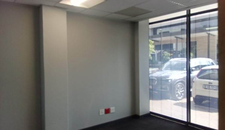237  m² Commercial space in Parktown photo number 10