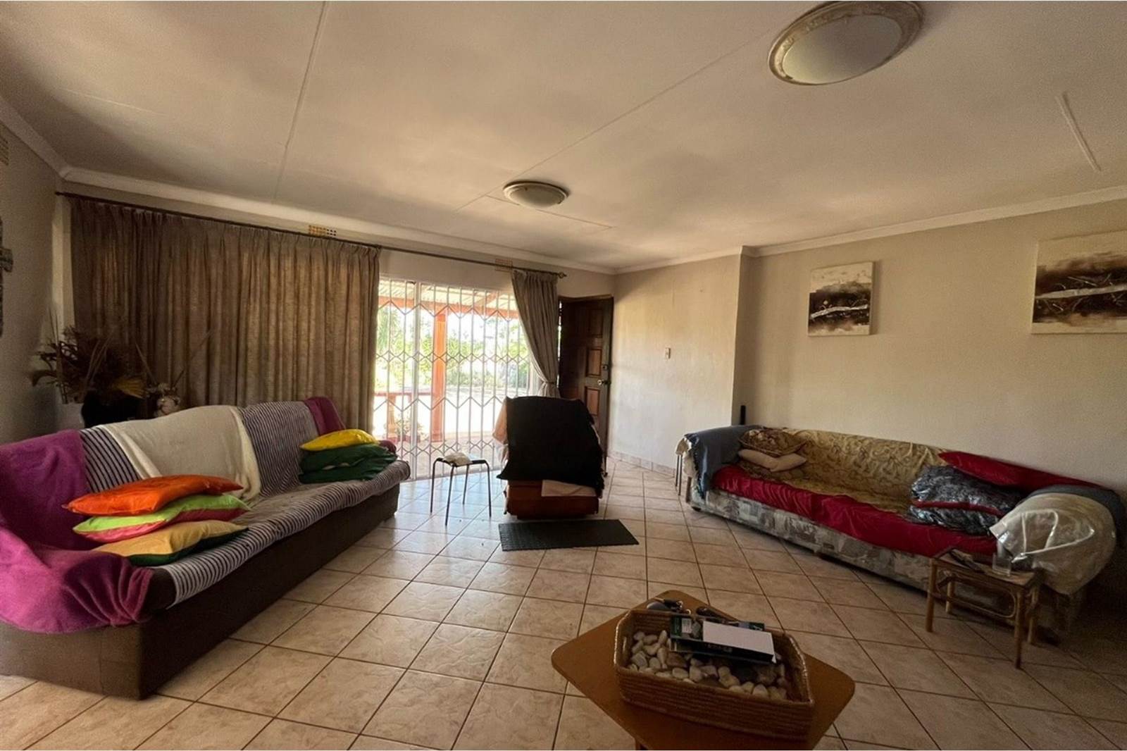 4 Bed House in Benoni North photo number 4