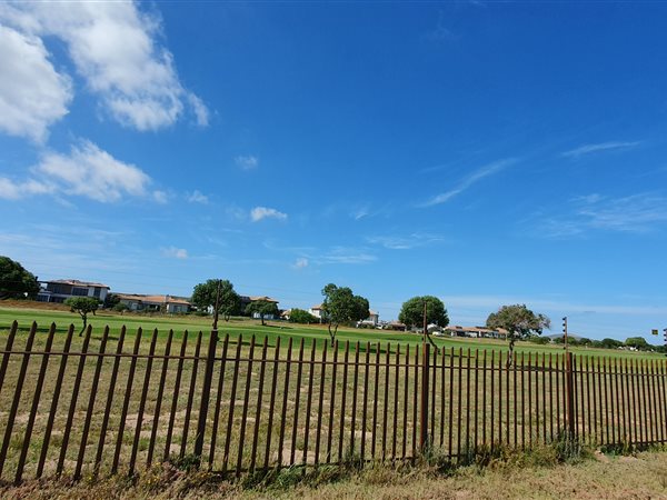 839 m² Land