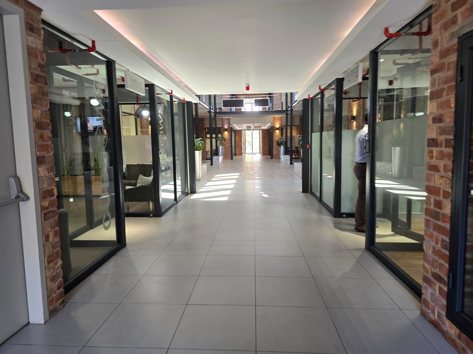 432  m² Commercial space in Rondebosch photo number 19