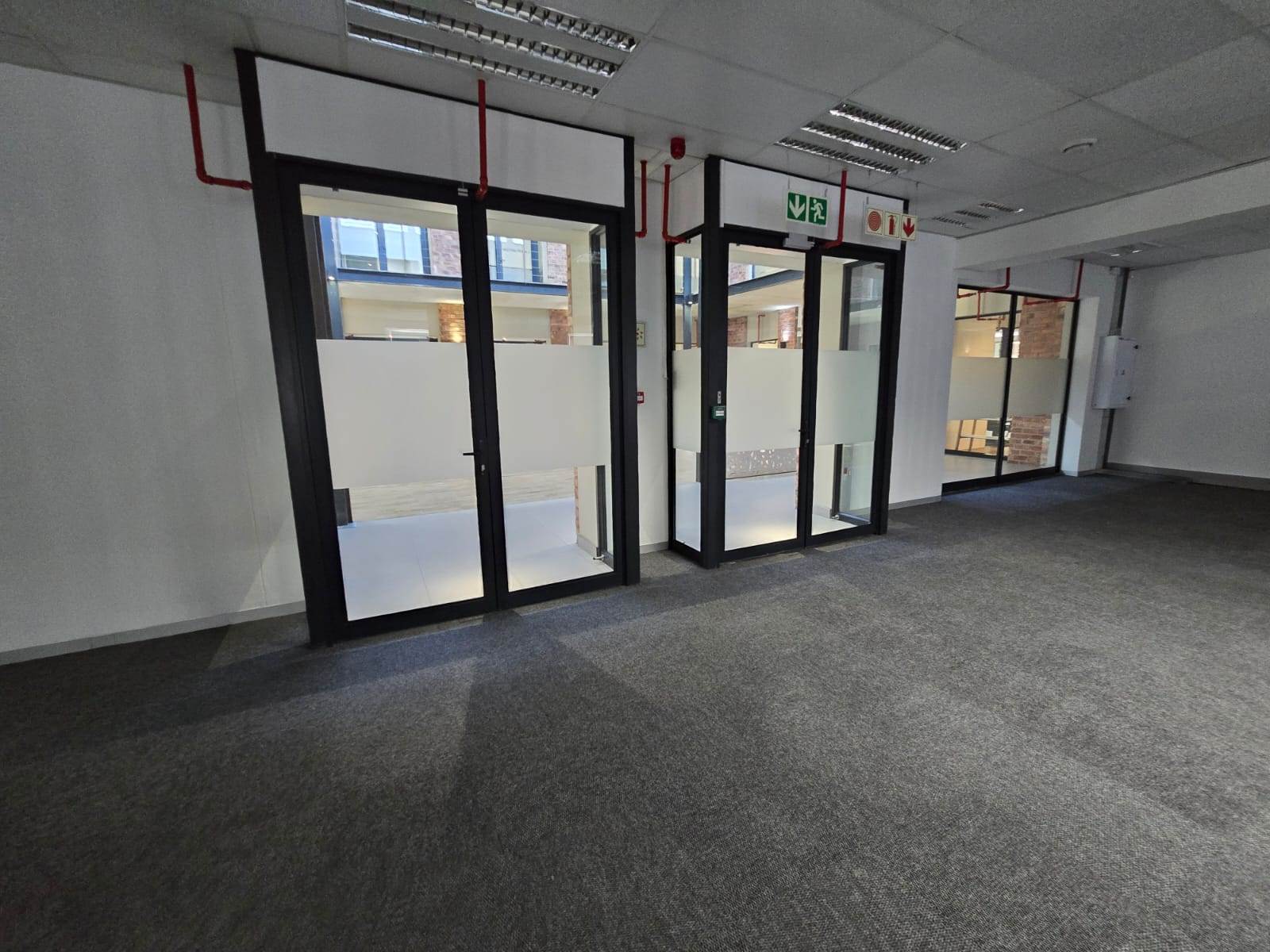 432  m² Commercial space in Rondebosch photo number 13