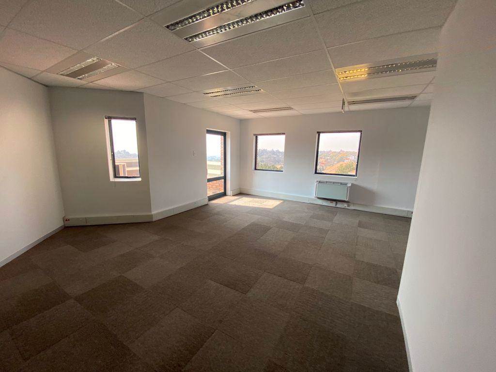 332  m² Commercial space in Parktown photo number 15