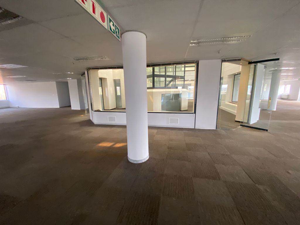332  m² Commercial space in Parktown photo number 16