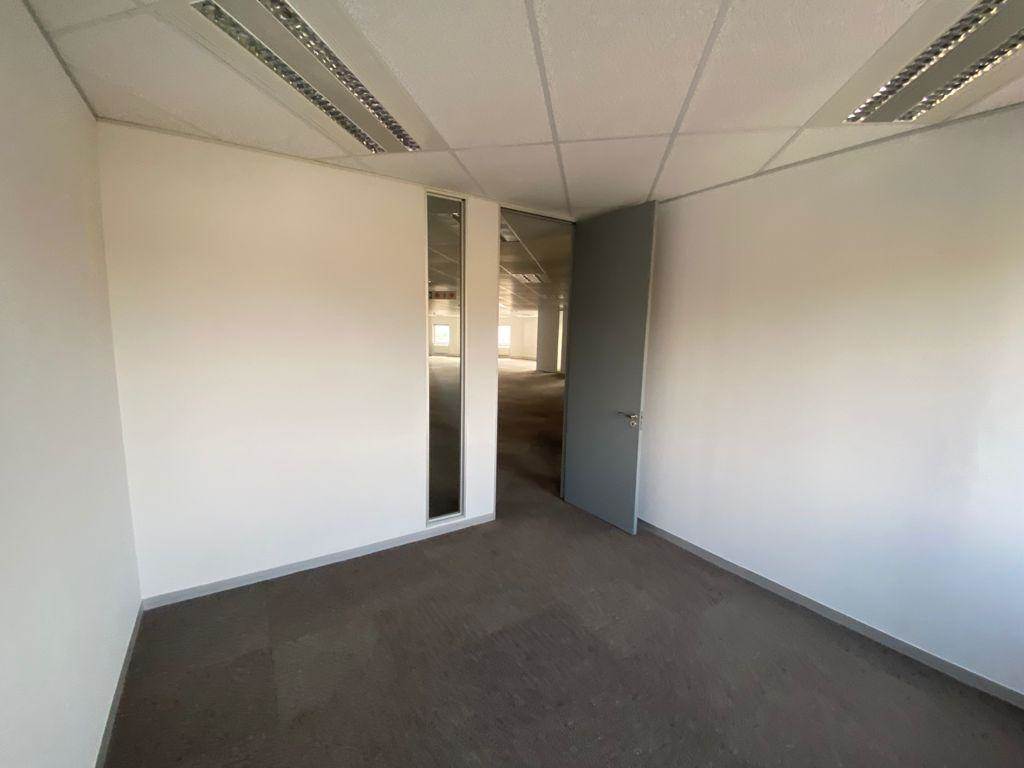 332  m² Commercial space in Parktown photo number 12
