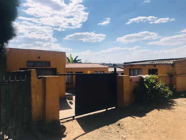 6 Bed House in Tembisa