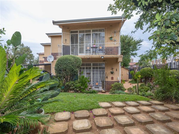 2 Bedroom Townhouse