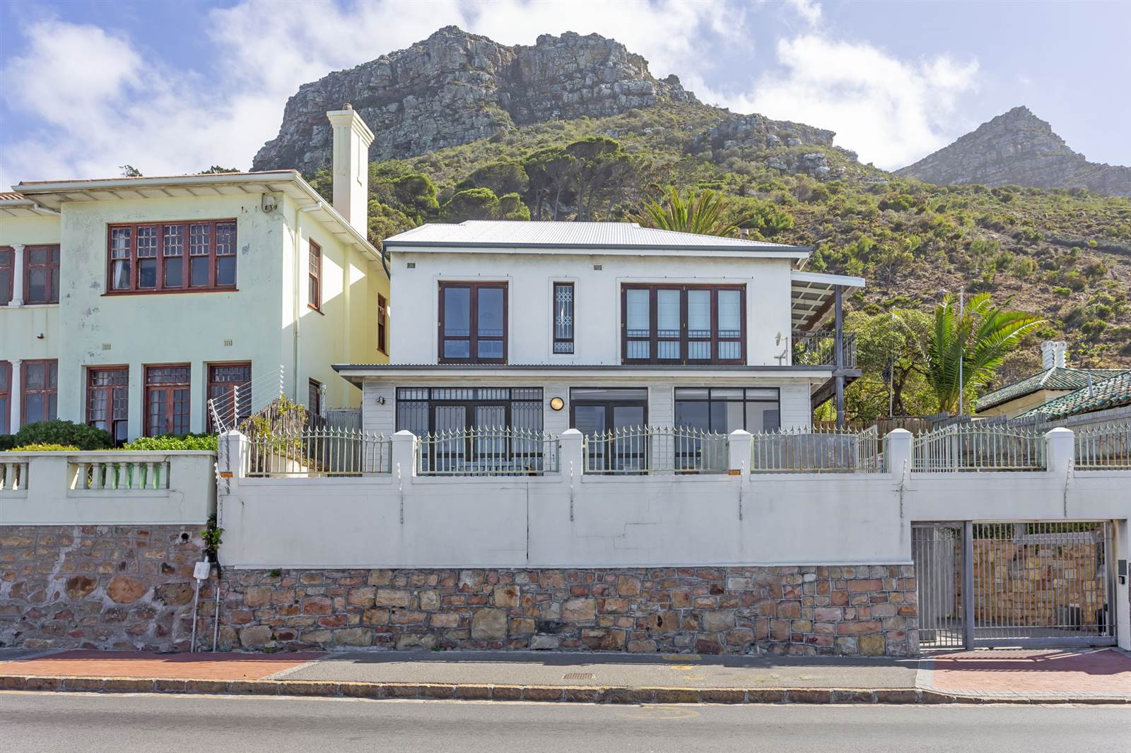 3 Bed House in Muizenberg photo number 25