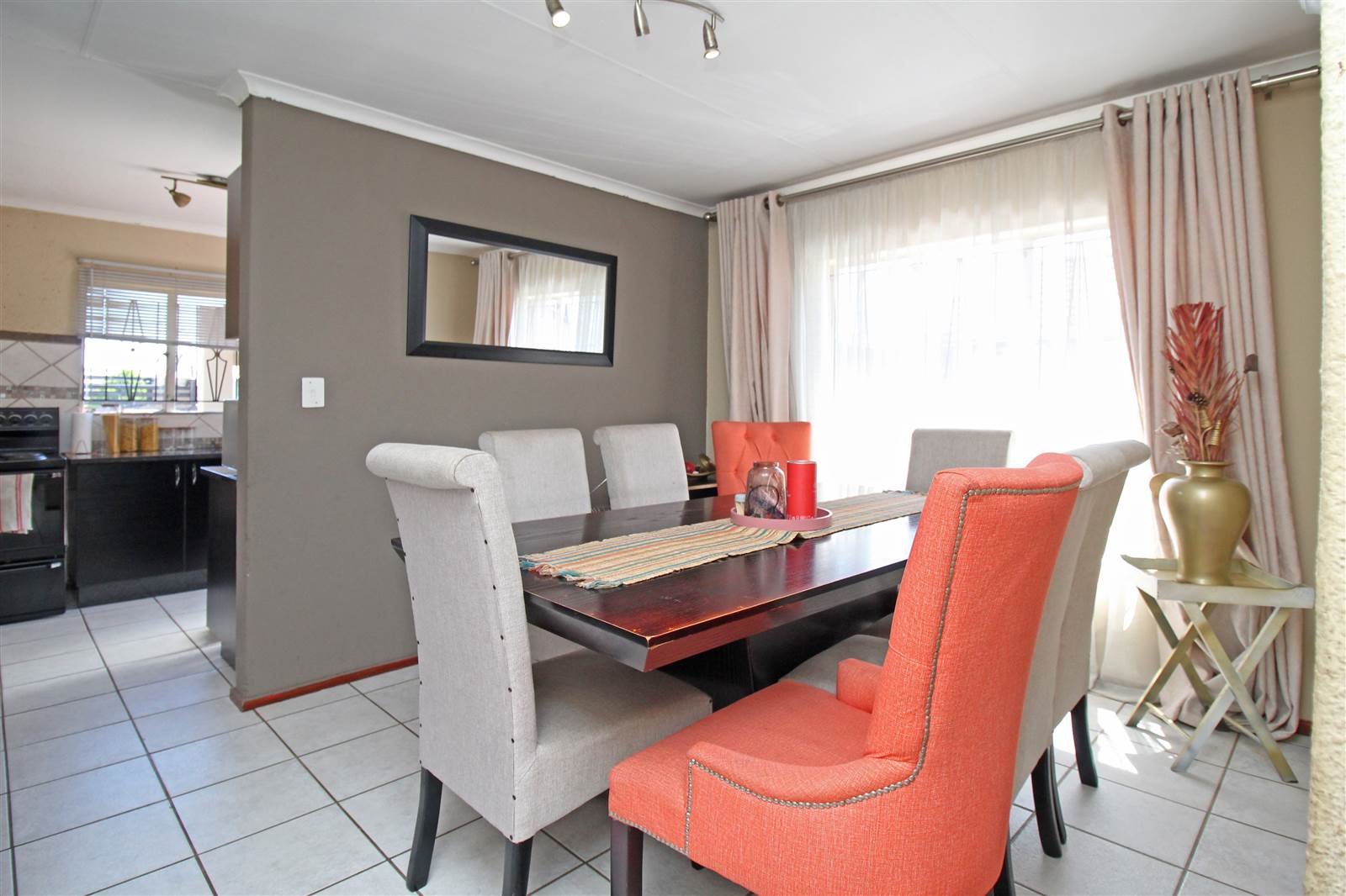 3 Bed House in Olievenhoutbosch photo number 10