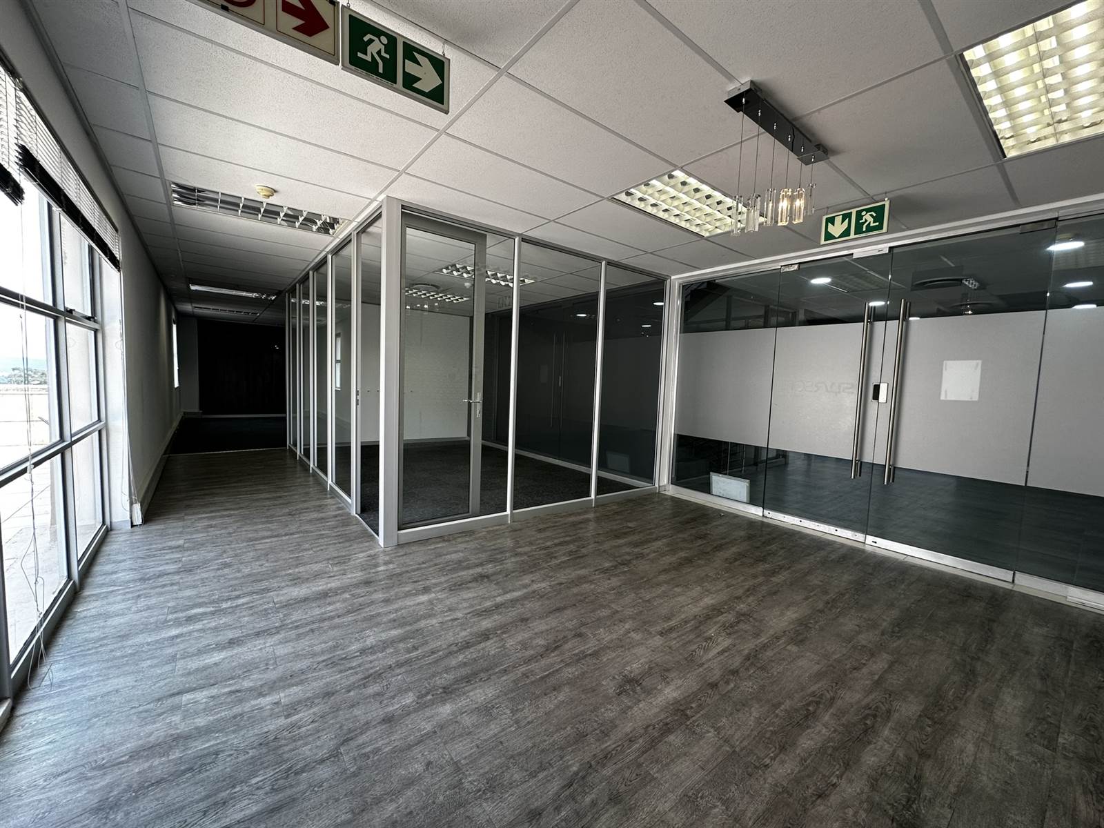 388  m² Commercial space in Woodmead photo number 9