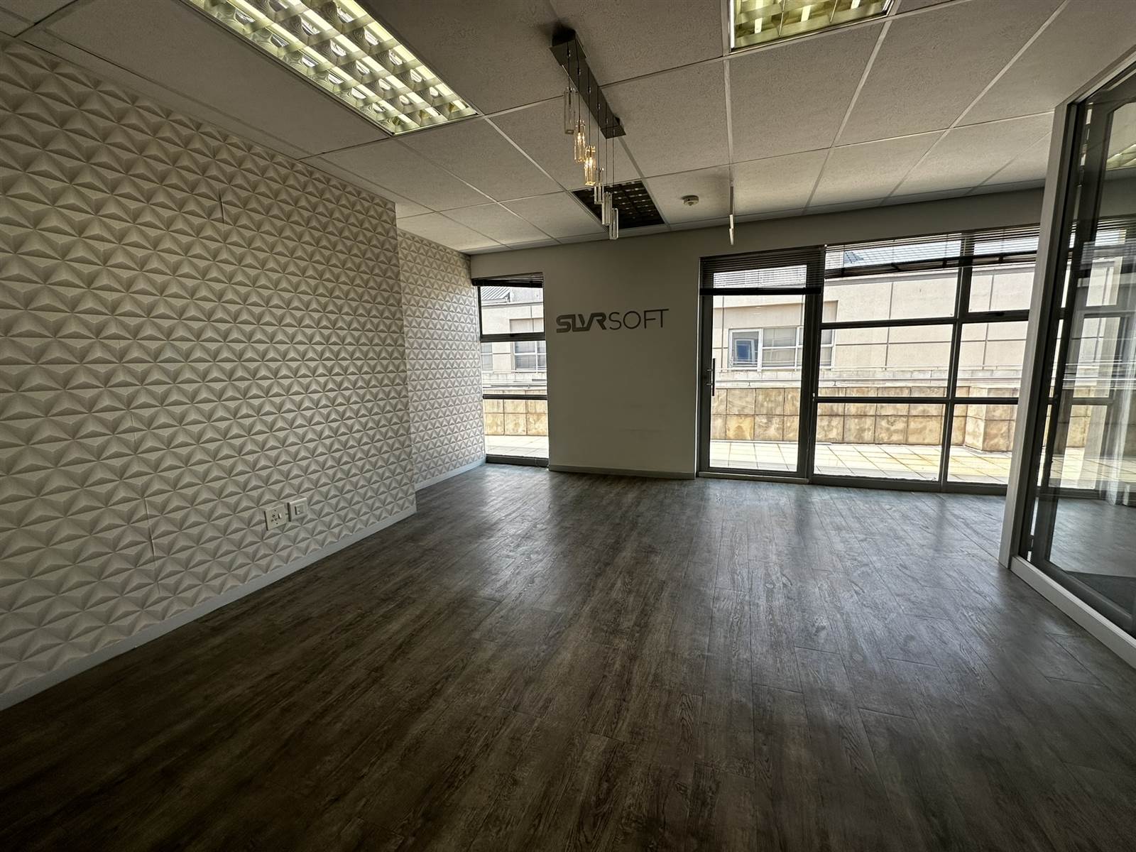 388  m² Commercial space in Woodmead photo number 10