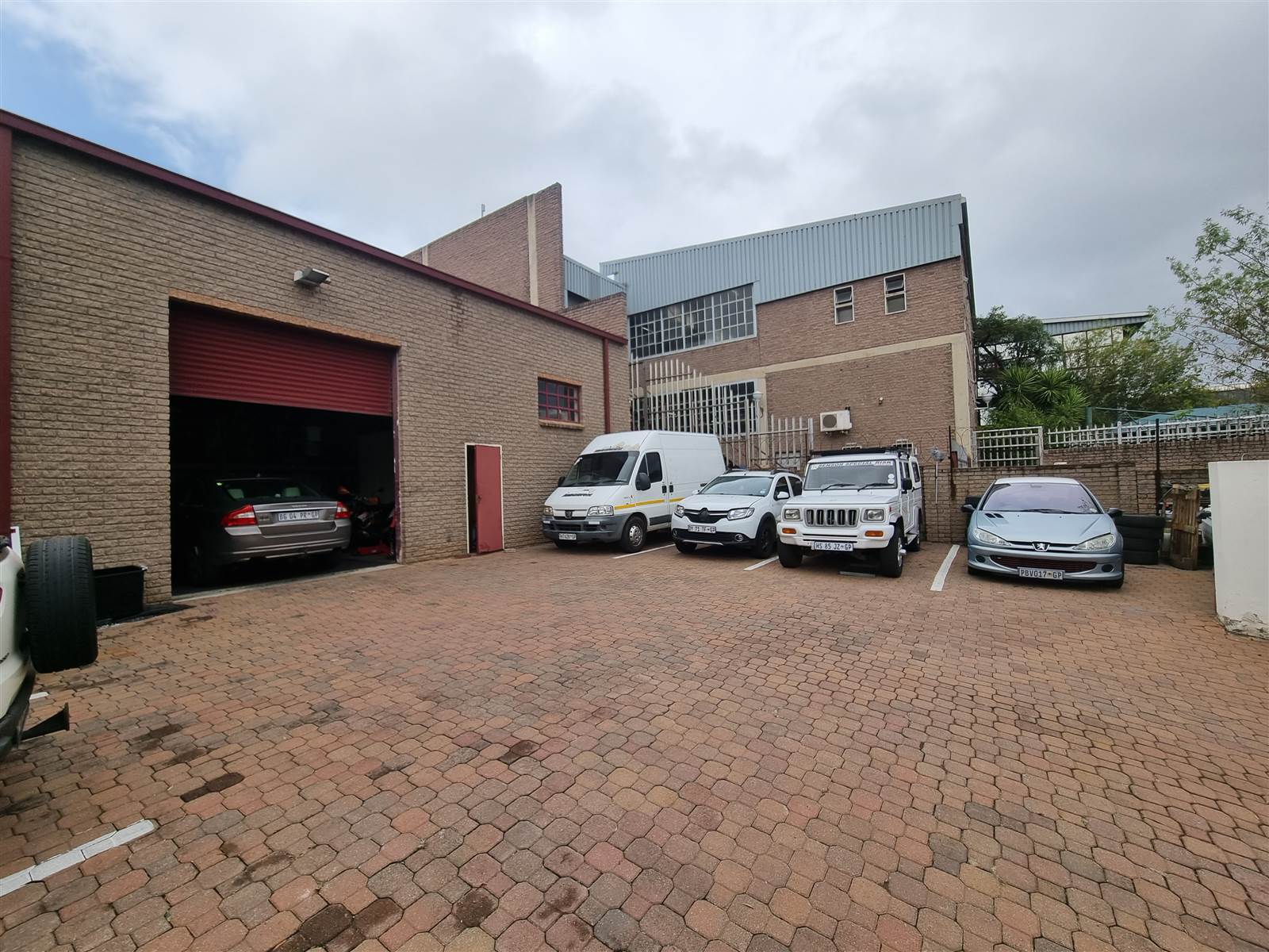 509  m² Industrial space in Edenvale photo number 2