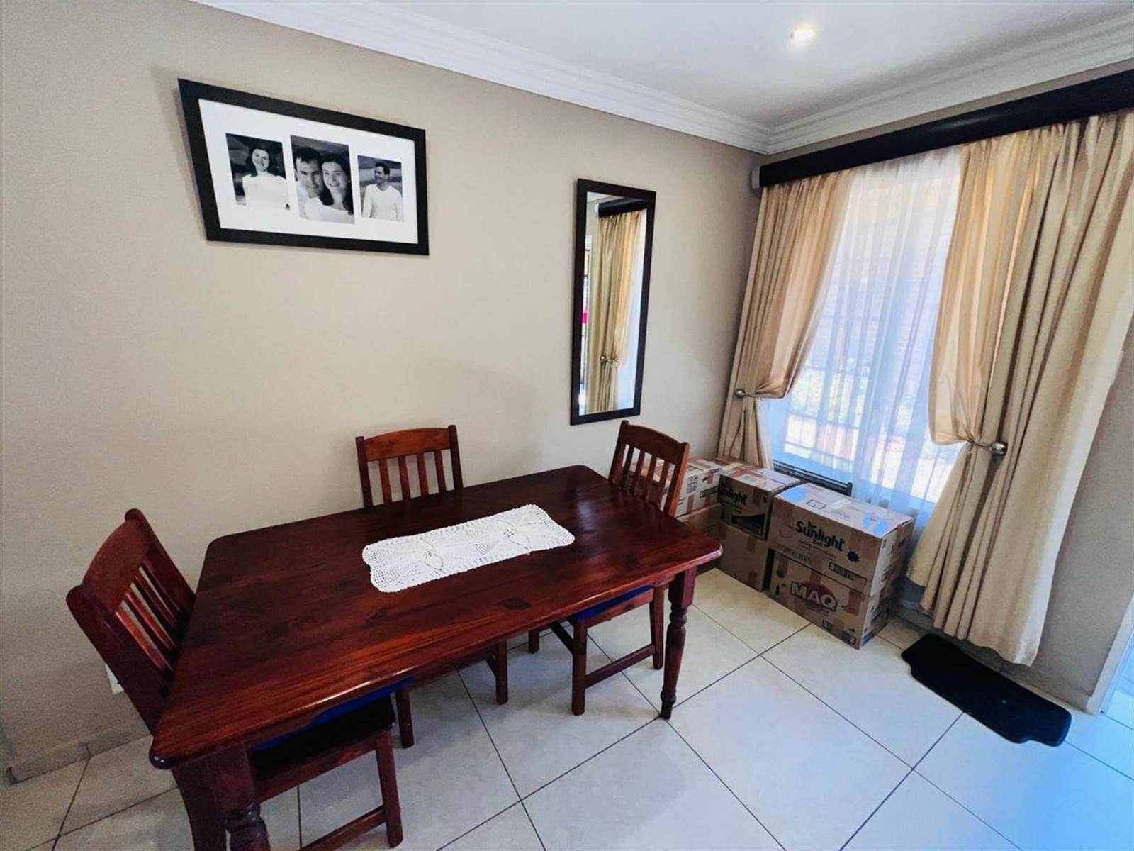 2 Bed Townhouse in Wapadrand photo number 9