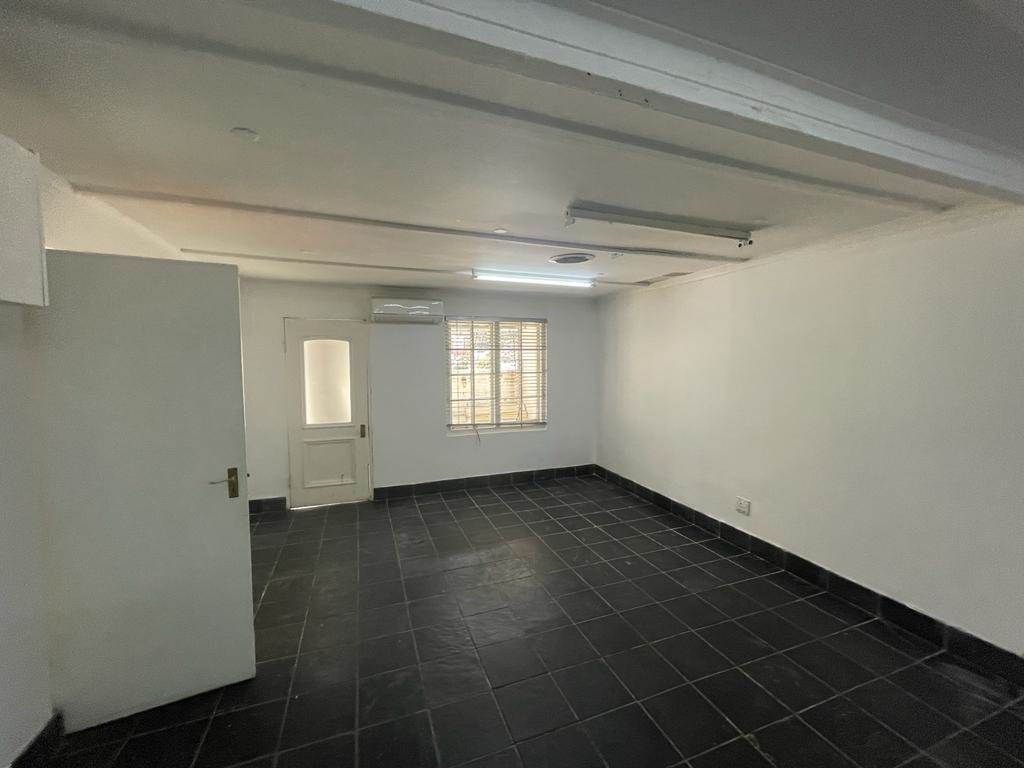 170  m² Commercial space in Rosebank photo number 13