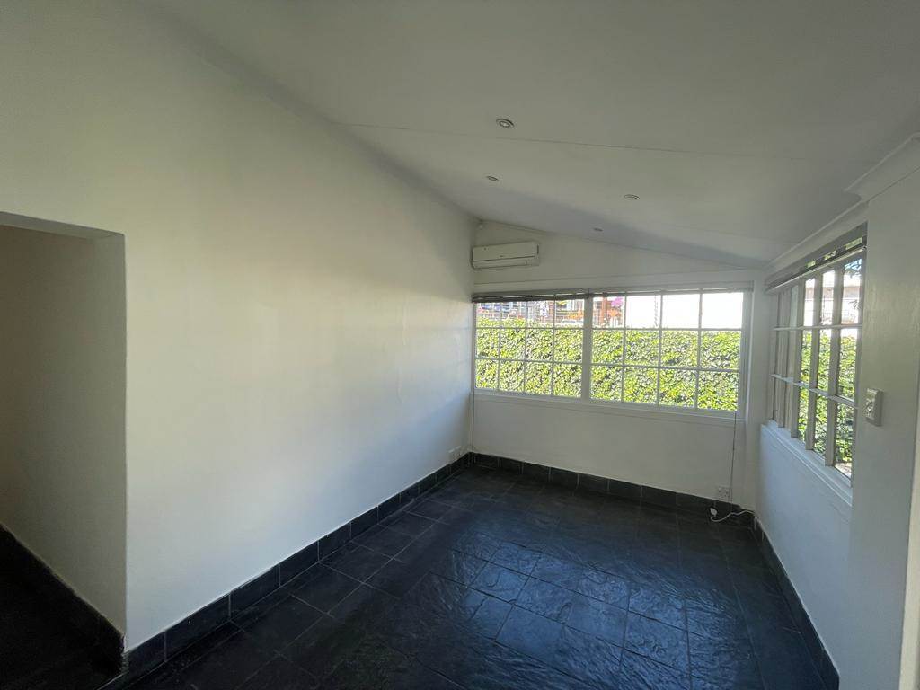 170  m² Commercial space in Rosebank photo number 9
