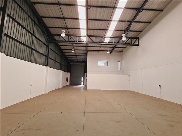 286  m² Industrial space