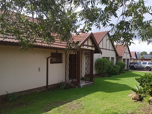 4 Bedroom House 4 Bedroom House