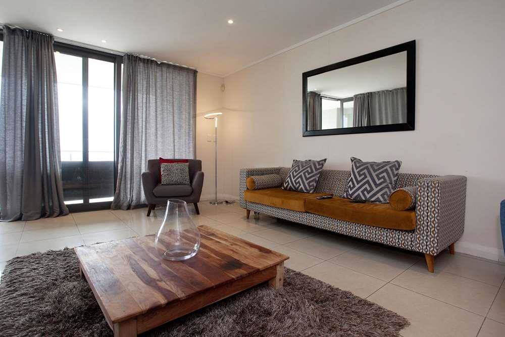 2 Bed Apartment in Humewood photo number 7
