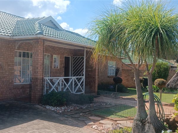 3 Bedroom House 3 Bedroom House
